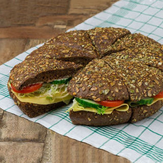Afbeelding van Broodtaart kaas VEGAN